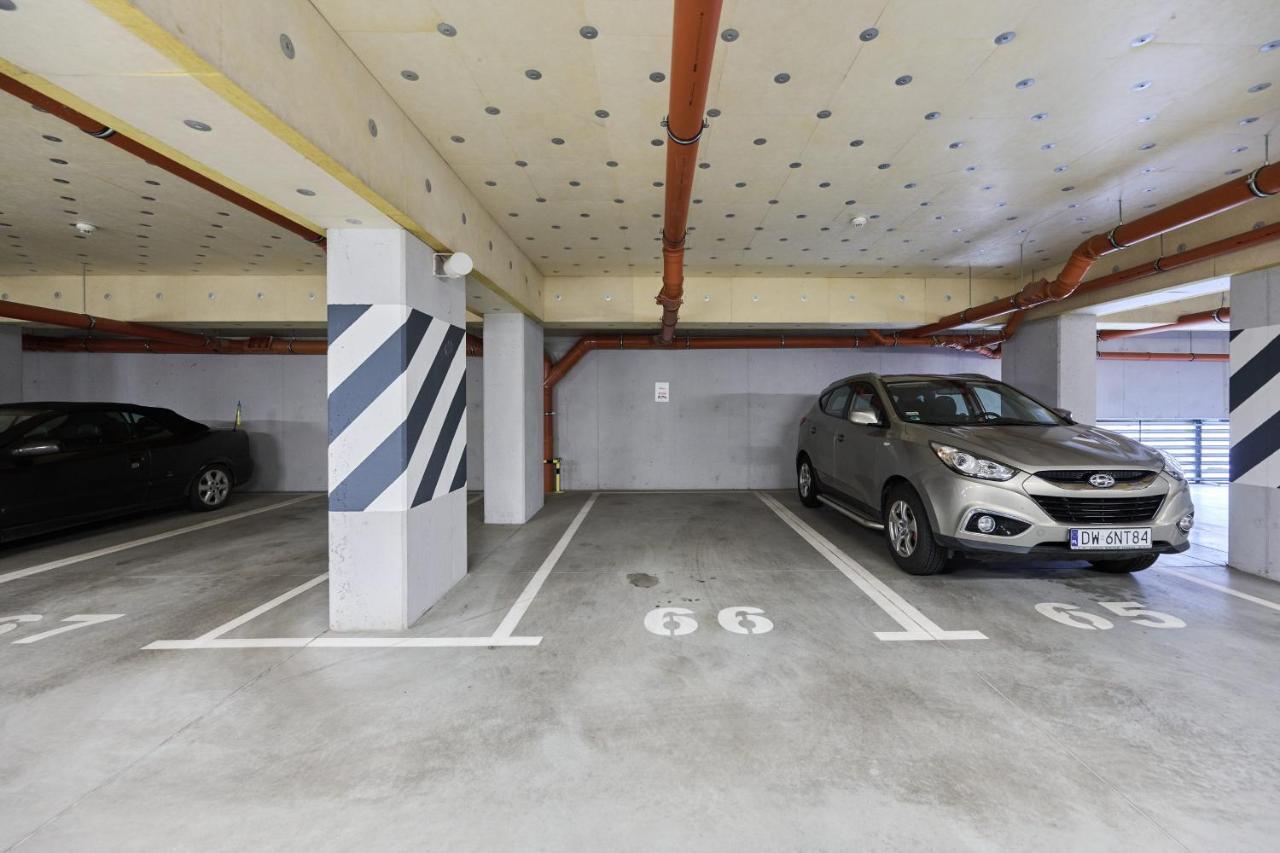 Apartment Krakowska 39 With Ac & Parking & Loggia Wroclaw By Noclegi Renters Exterior photo